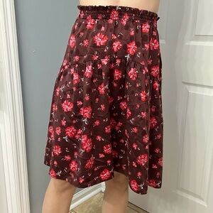 Draper James Skirt Waterfall Floral Pink Maroon Modest Dainty Flowy Size Small
